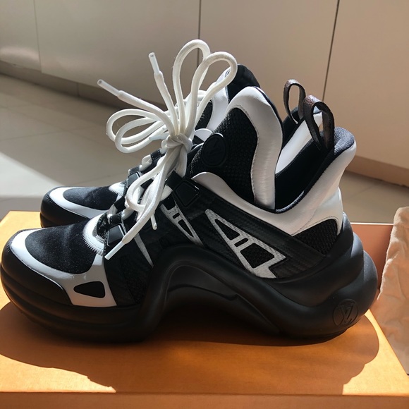 Louis Vuitton Archlight Sneakers - Picture 7 of 7